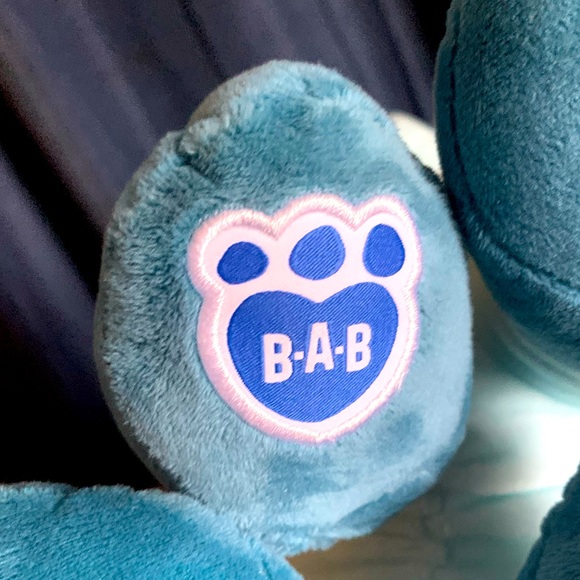 Build A Bear Workshop Pokémon Glaceon Plush - Picture 5 of 6